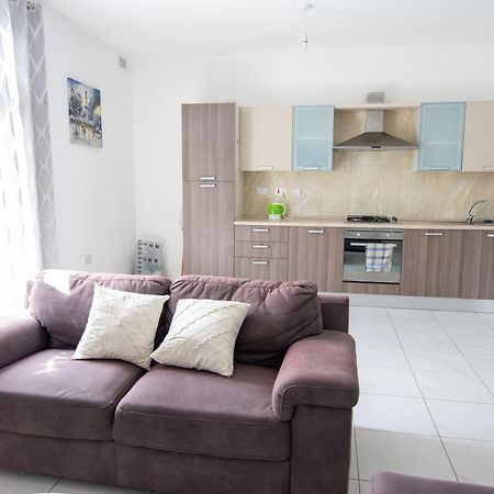 Seafront Room Msida Exterior foto